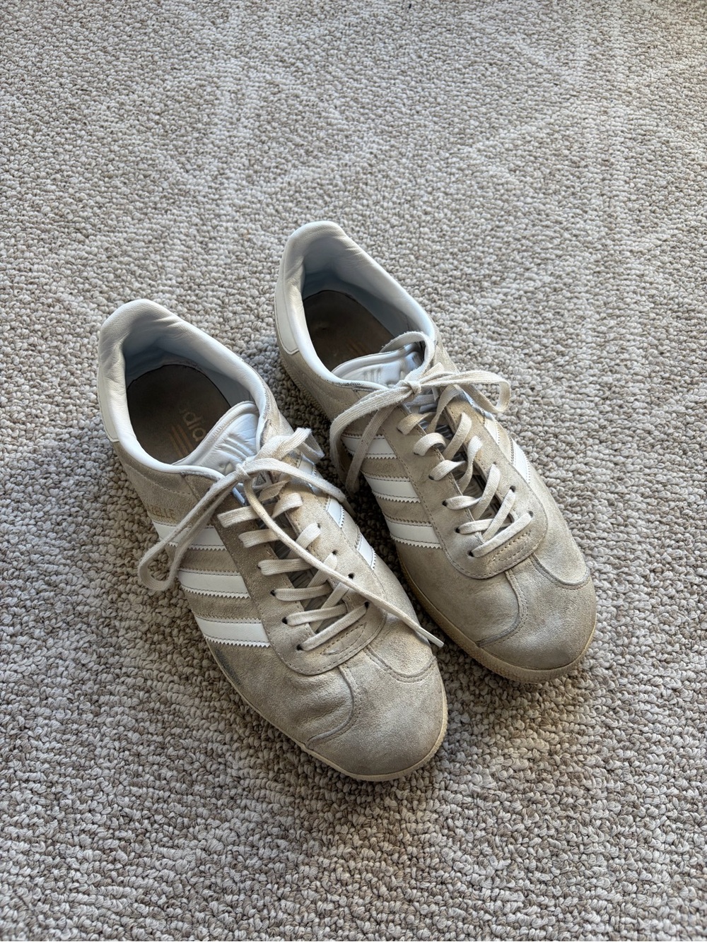 Adidas Gazelle size US 8.5M 10W